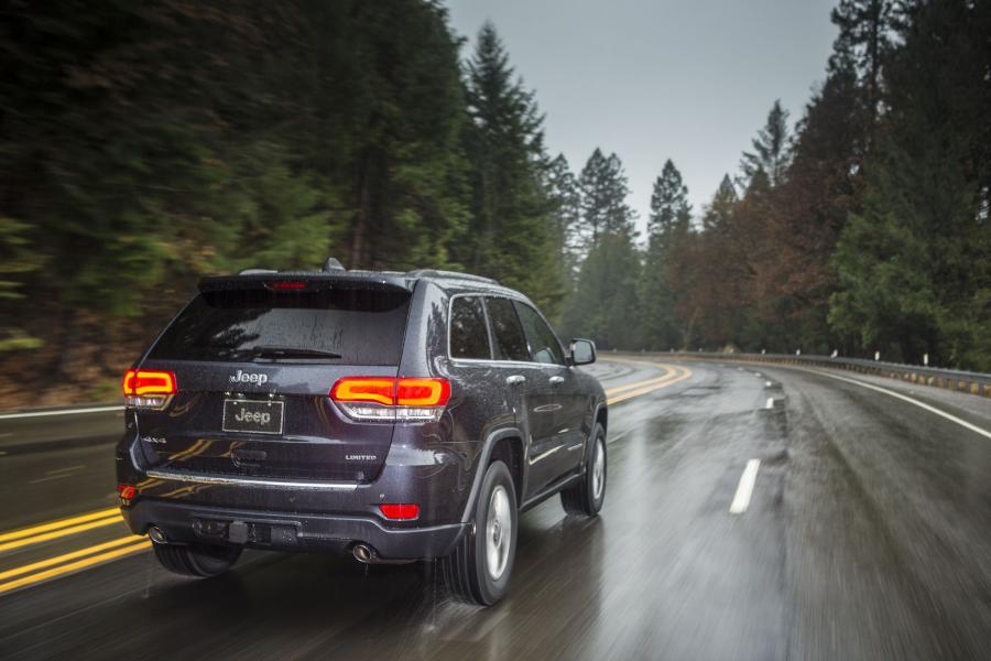  Jeep Grand Cherokee Limited 2014 года  (фото 37 из 44)